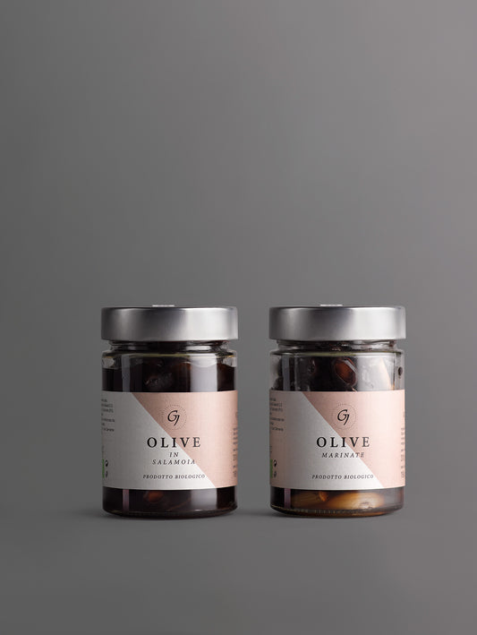 Biologische groene olijven